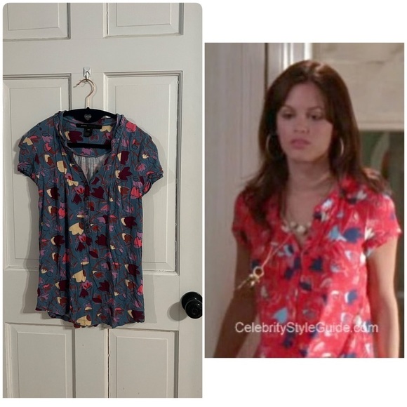 Marc Jacobs Tops - Alt color Marc Jacobs top ASO Summer Roberts on the OC